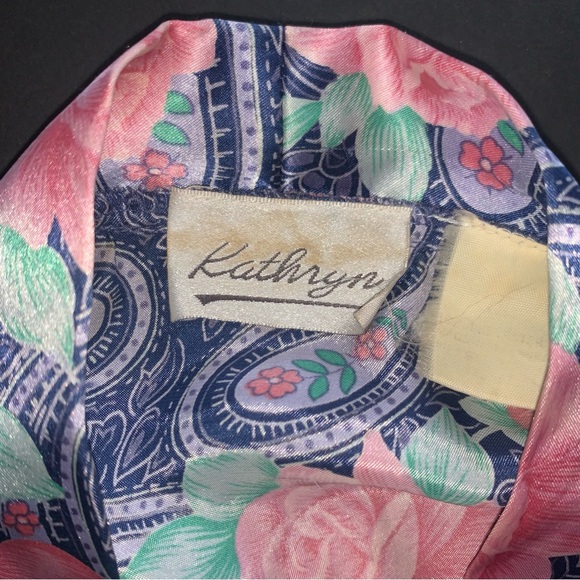 s a t i n :: Silky Floral 3pc Set Satin Robe Shorts Camisole - Picture 11 of 13